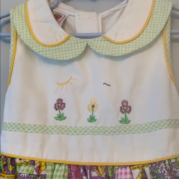 Apple Tree Boutique - Picture 3 of 4